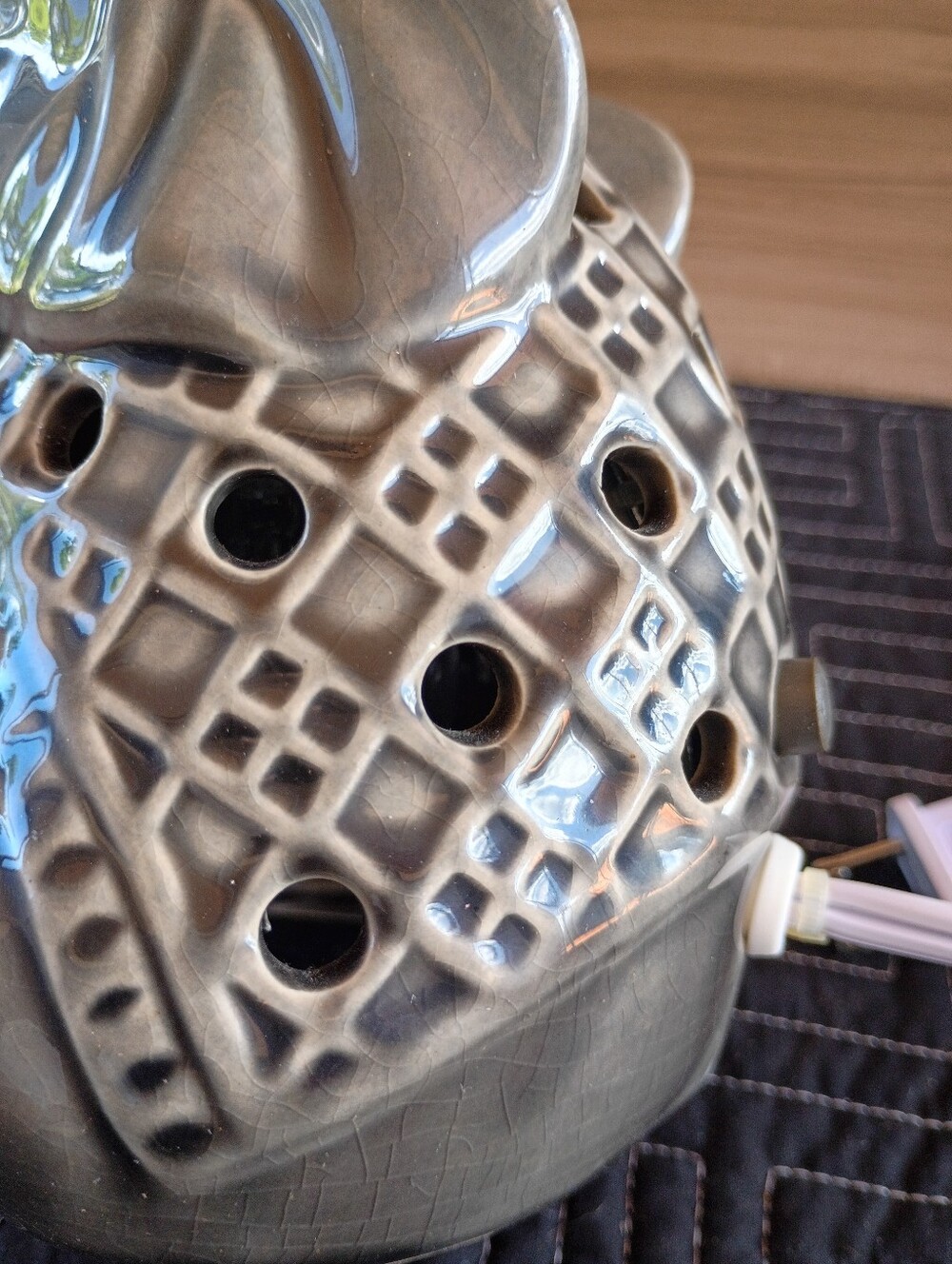 Gray Ceramic Elephant Wax Warmer Lamp - Picture 8 of 11